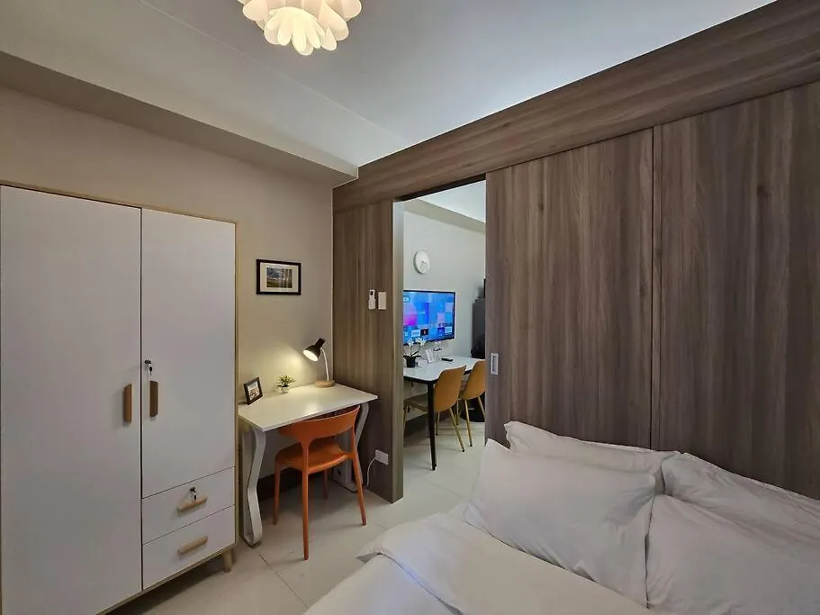 1Br Unit Condotel W Balcony Fame Residences - Fm45 Manila